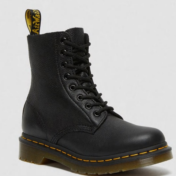 Dr. Martens Shoes - Dr. Martens 1460 WOMEN'S PASCAL
VIRGINIA LEATHER BOOTS